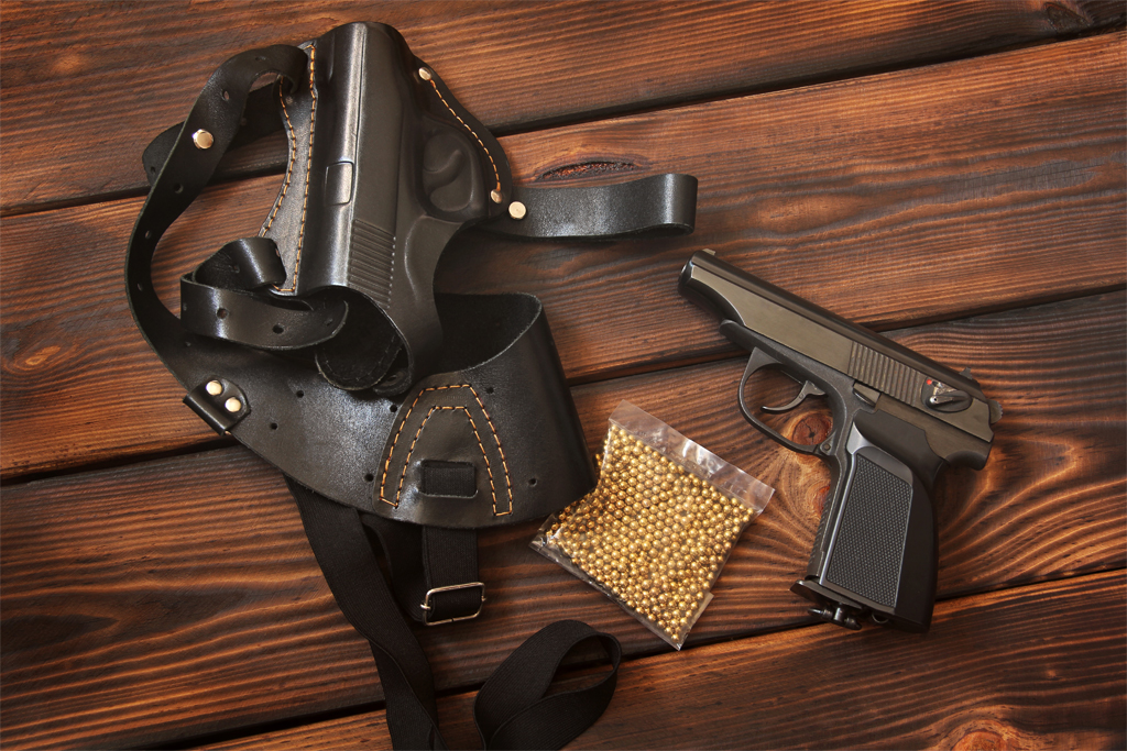 Handgun holster